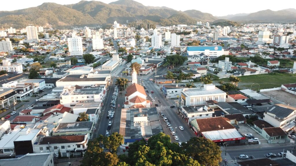 Concurso da Prefeitura de Camboriú 2024: vagas, inscrições