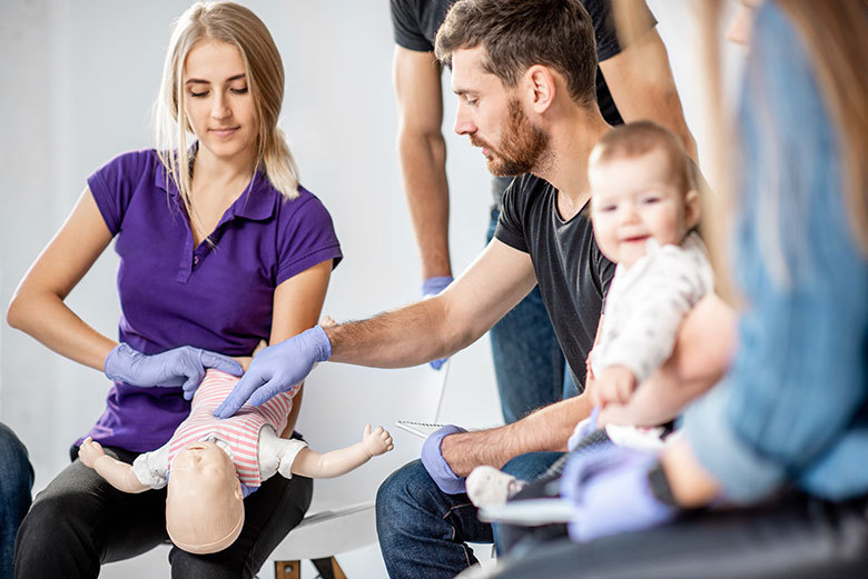 Treinamento em Primeiros Socorros para Pais: guia prático